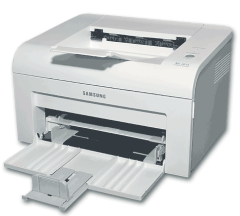 Принтер Samsung ML-1615 / Лазерная монохромная печать / 600x600 dpi / A4 / 16 стр/мин / USB 2.0, LPT