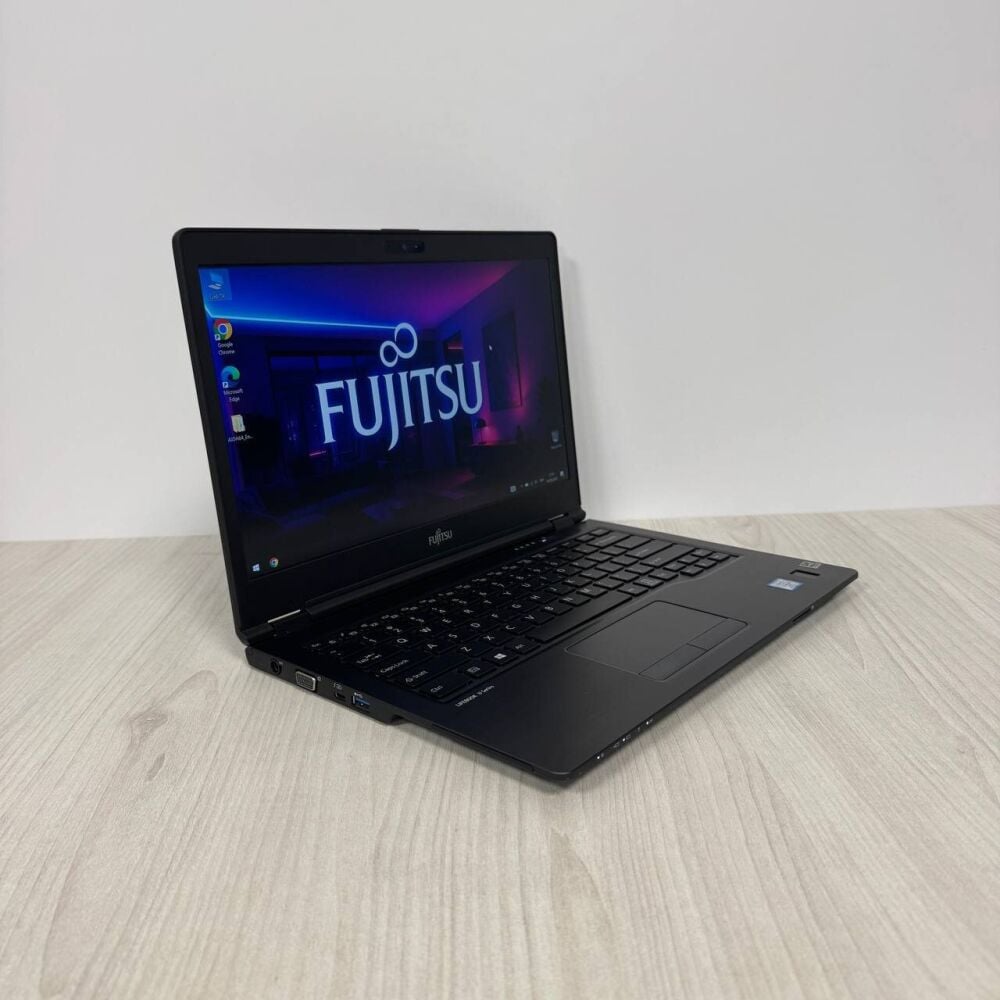 Купить ноутбук Fujitsu LifeBook U749 / 14