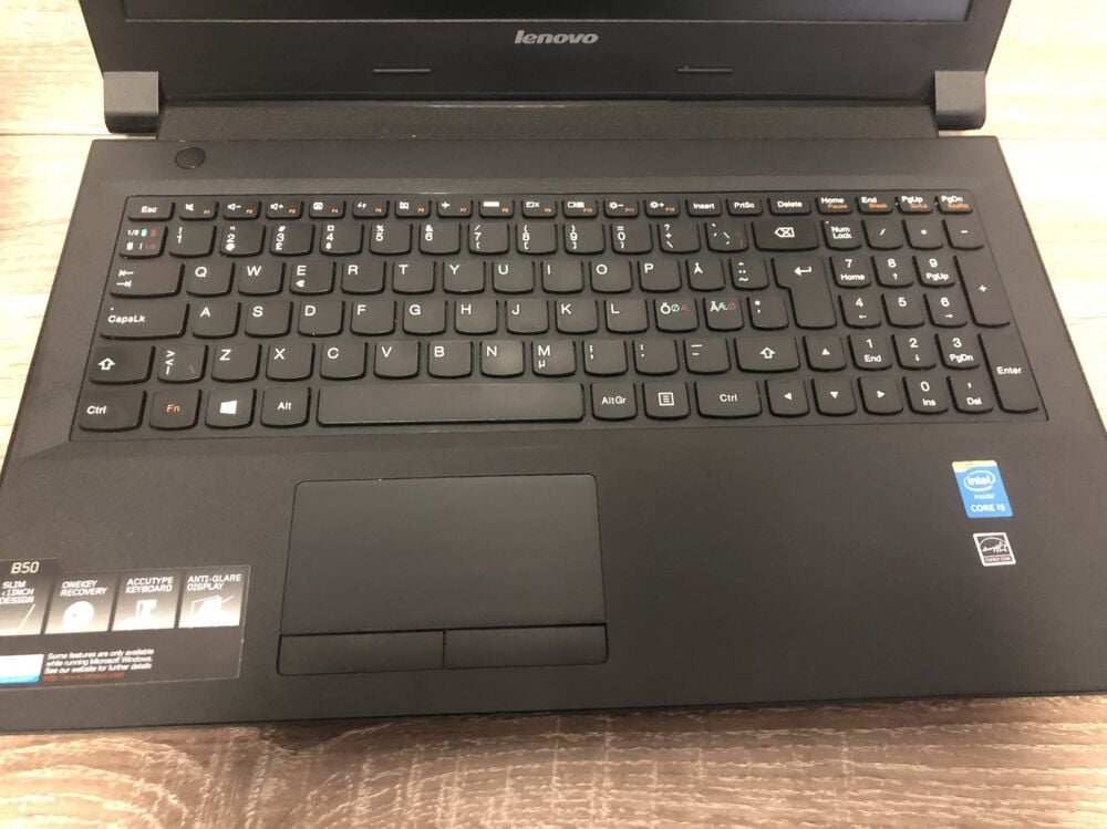 Купить ноутбук Lenovo B50-80 на базе Intel Core i5 и 12 GB DDR3L