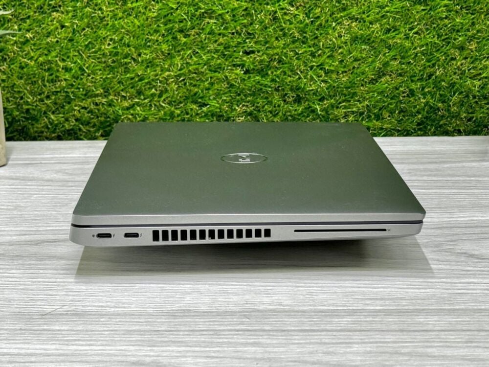 Купити ультрабук Dell Latitude 5430 / 14