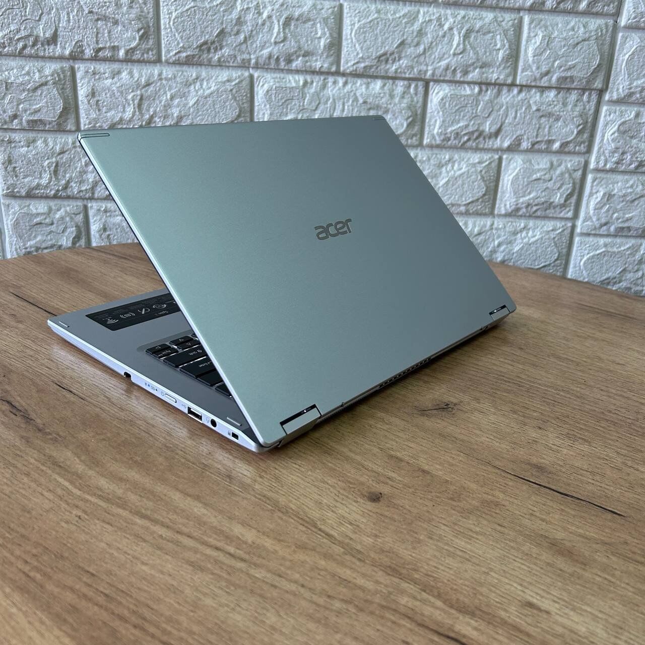 Купить ноутбук-трансформер Acer Spin 3 SP314-54N x360 / 14" (1920x1080 ...