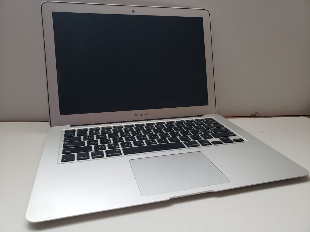 Купить ноутбук Apple MacBook Air A1466 / 13.3
