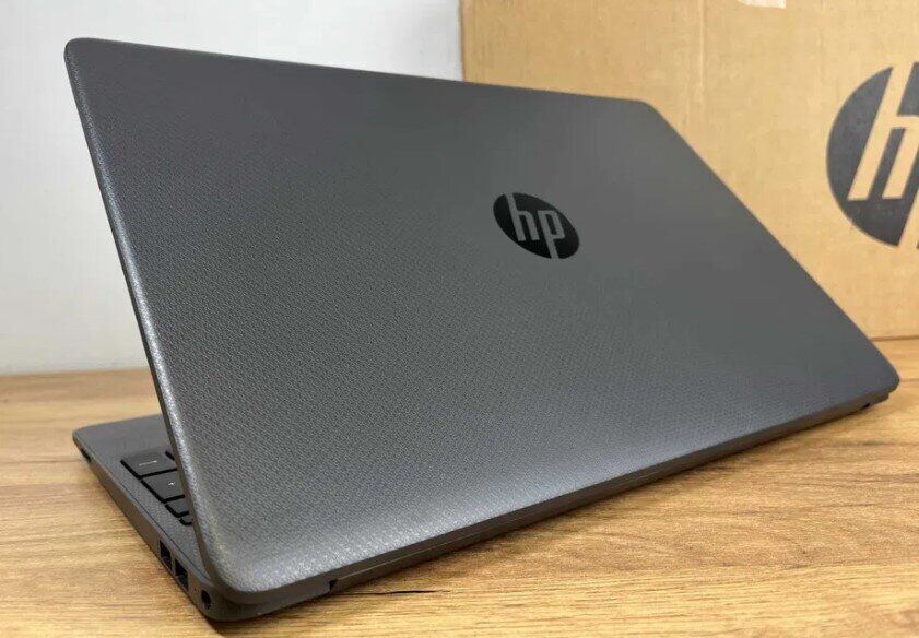 Купить ноутбук HP 255 G8 / 15.6