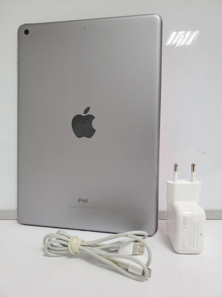 Купить планшет Apple iPad 5th Space Gray (A1822) на базе Apple A9