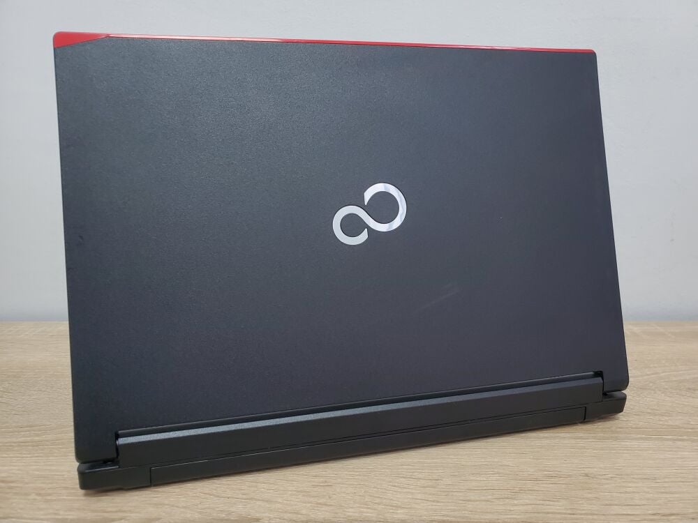 Купить ноутбук Fujitsu LifeBook E546 / 14