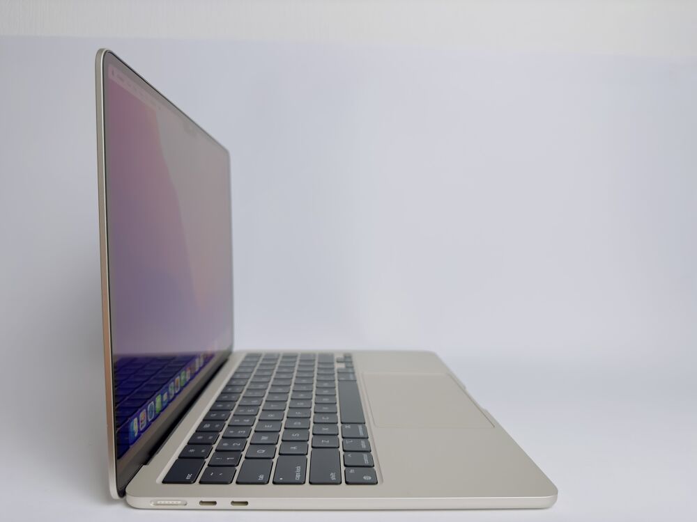 Купить ноутбук Apple MacBook Air 13 A2681 / 13.6