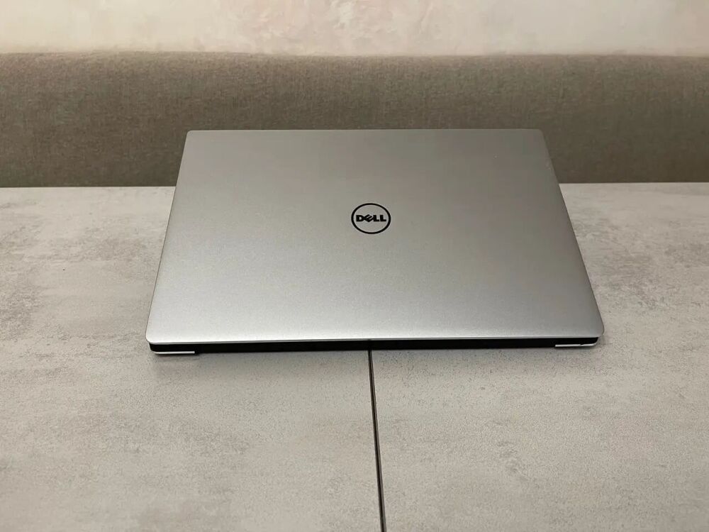 Купить ультрабук Dell XPS 13 9350 / 13.3