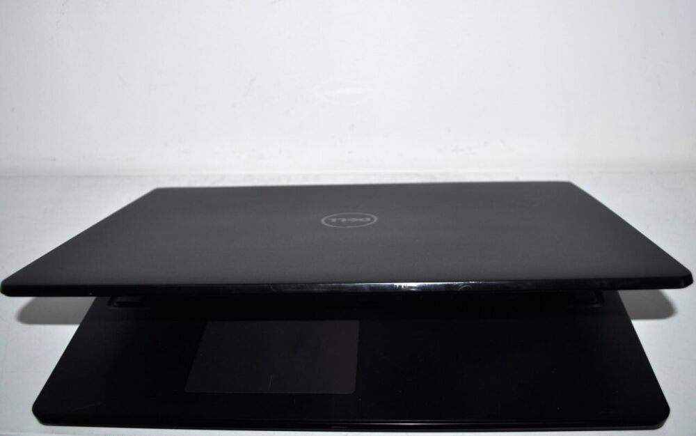 Купить ноутбук Dell Inspiron 15 3567 / 15.6