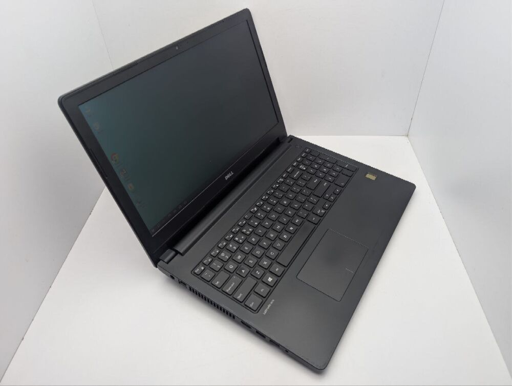 Купить ноутбук Dell Latitude 3570 / 15.6