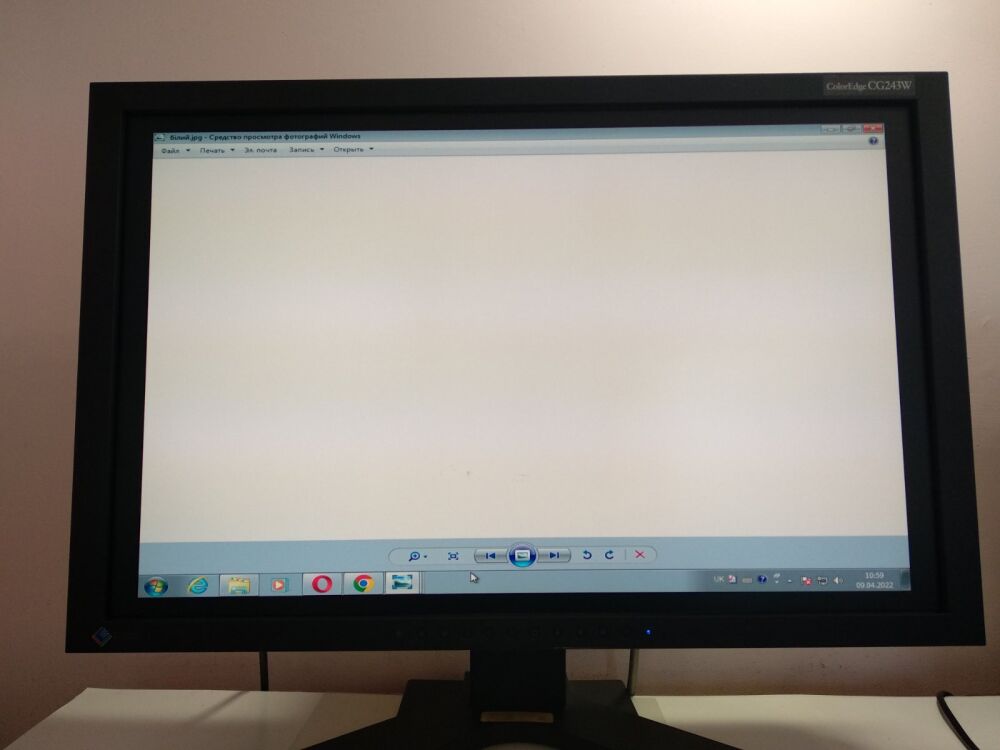 EIZO ColorEdge CG243W 24.1型1920×1200 Amazon.co.jp: EIZO ColorEdge 24.1インチ TFTモニタ ( 1920