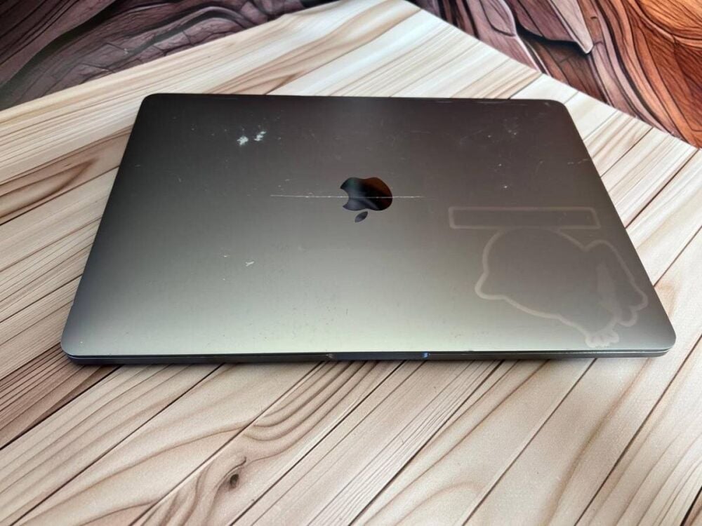 Купить ультрабук Б-класс Apple MacBook Pro 13 A1706 2017 / 13.3
