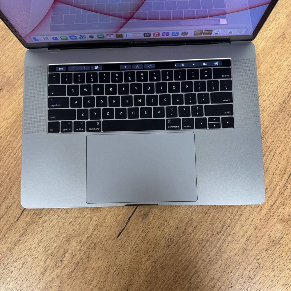 Купить игровой ультрабук Б-класс Apple MacBook Pro 2016 A1707