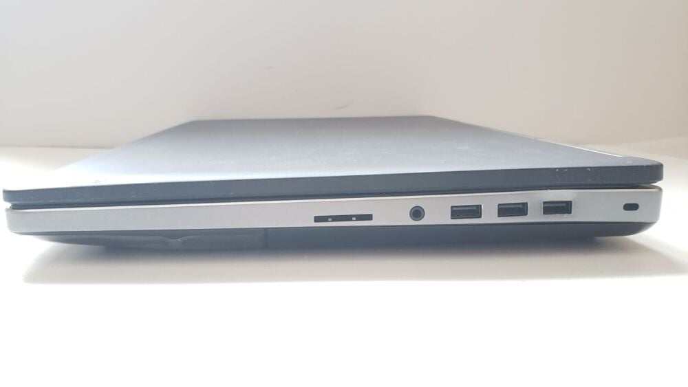 Купить мобильную рабочую станцию Б-класс Dell Precision 7720