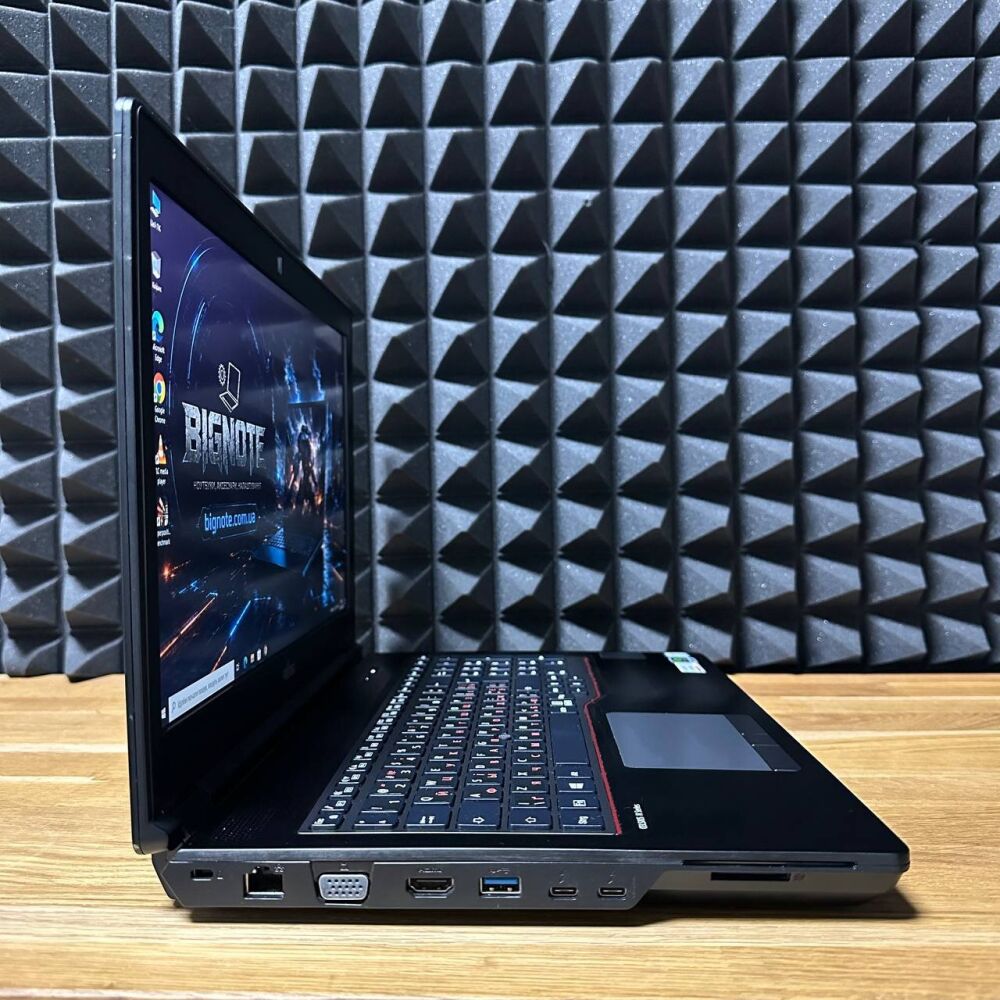 Fujitsu Celsius デスクトップPC Windows 11 Купити мобільну робочу станцію Fujitsu Celsius H780 / 15.6
