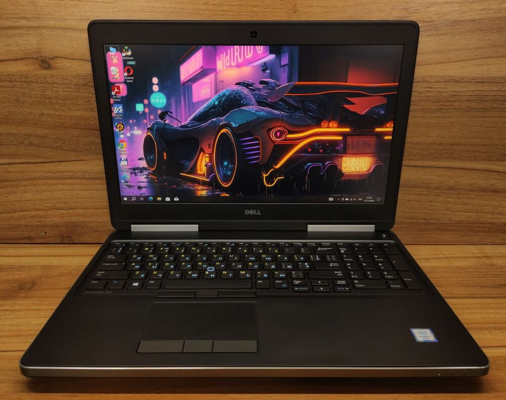 Купить ноутбук Dell Precision 7520 / 15.6