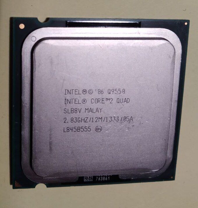 Processeur Intel Core 2 Quad Q9550 – 2,83 GHz, Socket 775, 4 Cœurs, 12 Mo Cache, SLB8V