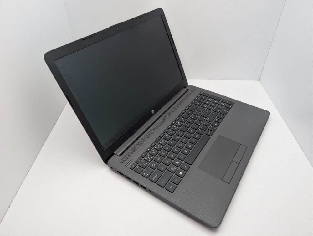 Купить ноутбук HP 255 G7 / 15.6