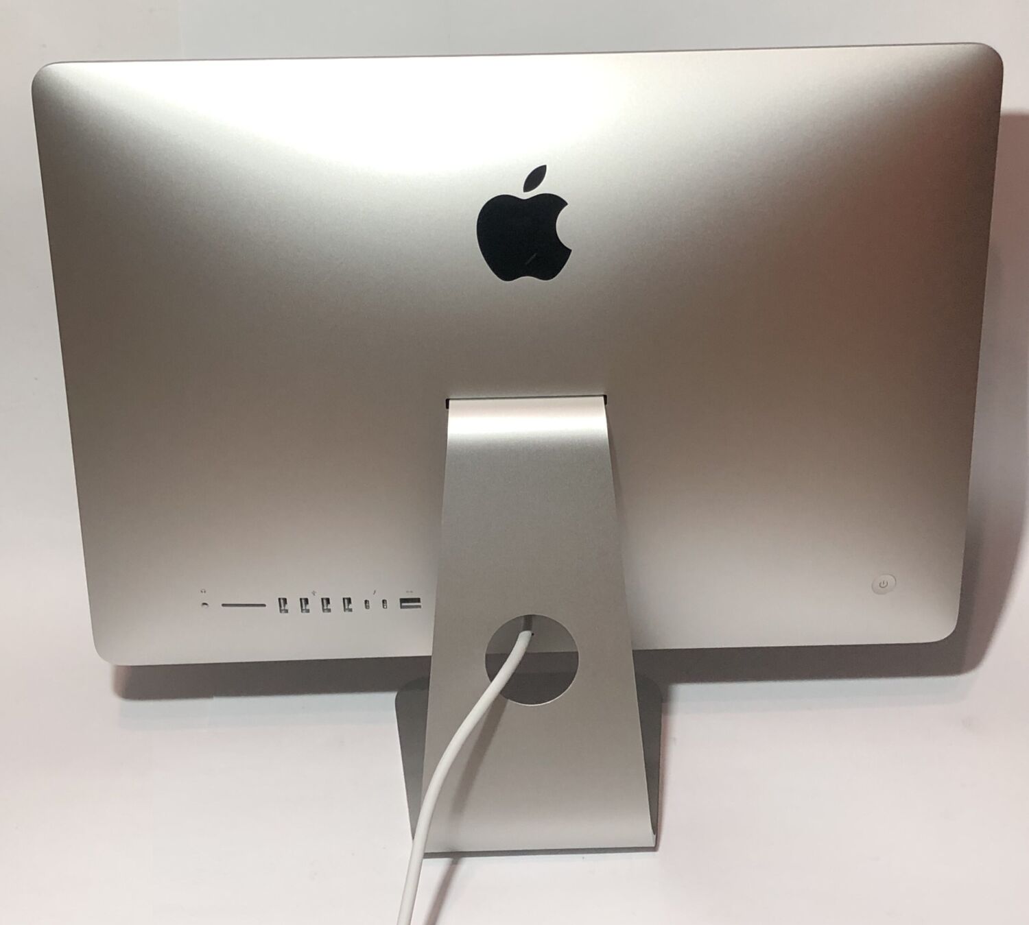 Купити моноблок Apple iMac 22 Late 2017 / 22