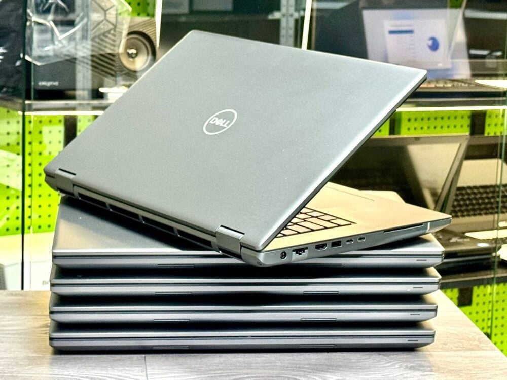 Купить мобильную рабочую станцию Dell Precision 7780 / 17.3 Купить мобильную рабочую станцию Dell Precision 7780 / 17.3