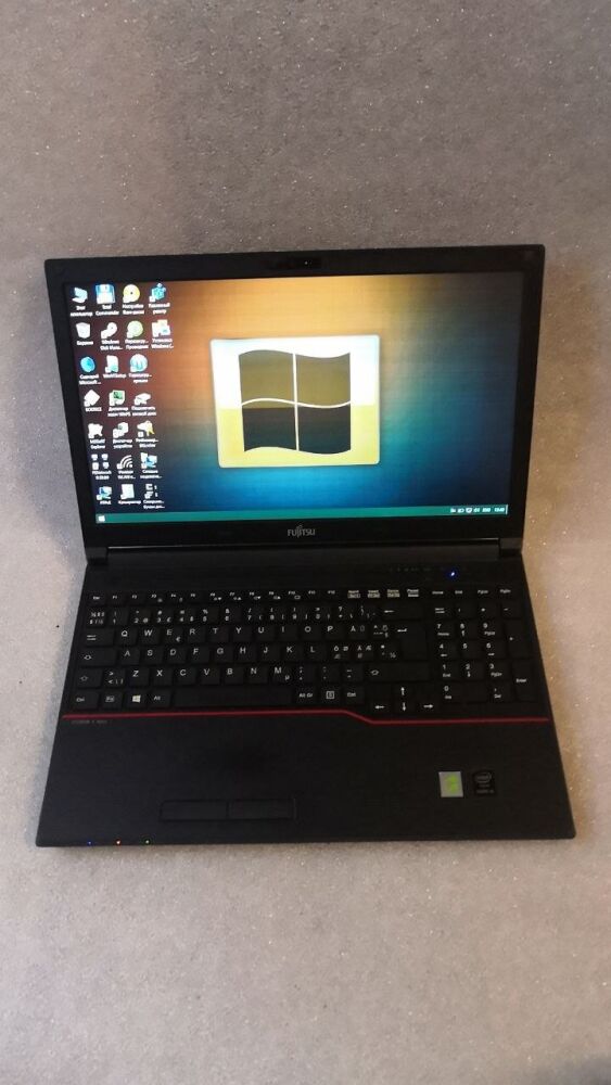 Купить ноутбук Fujitsu Lifebook E554 / 15.6'' (1920x1080) IPS