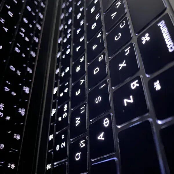 Купить ультрабук Apple MacBook Pro 13 2016 A1708 / 13.3