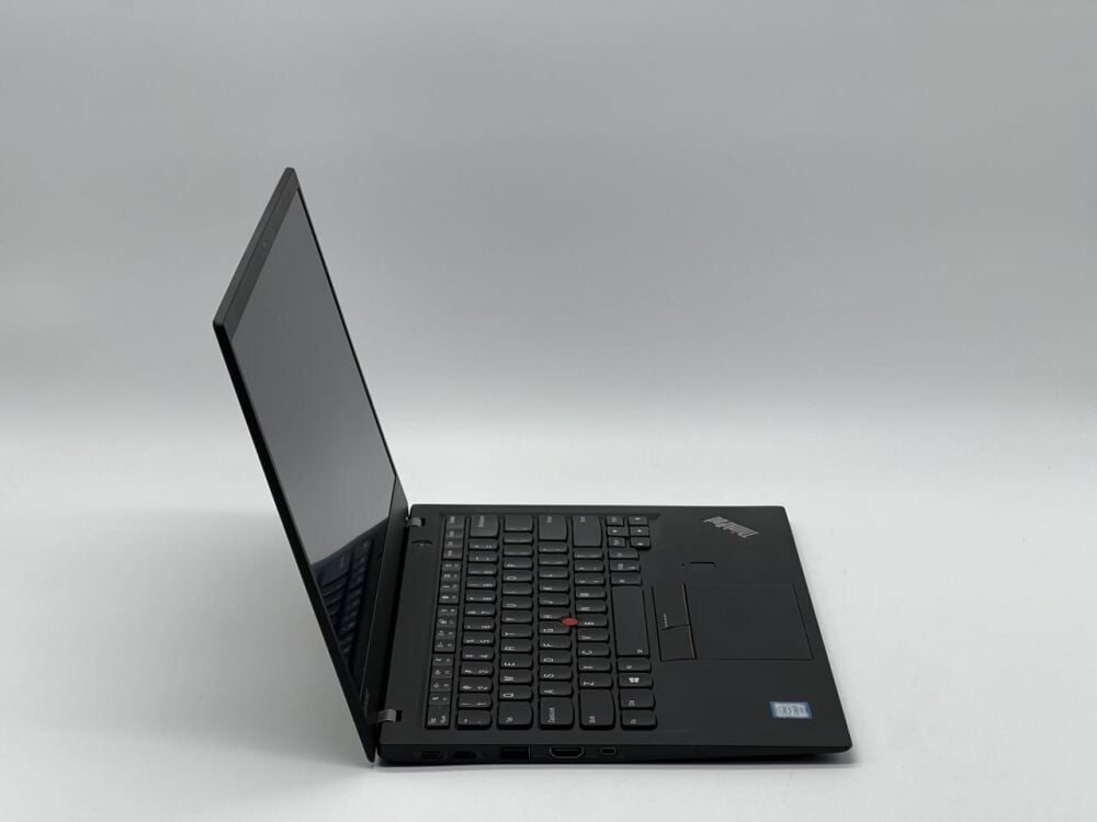 Купить ультрабук Lenovo ThinkPad X1 Carbon (5th Gen) / 14