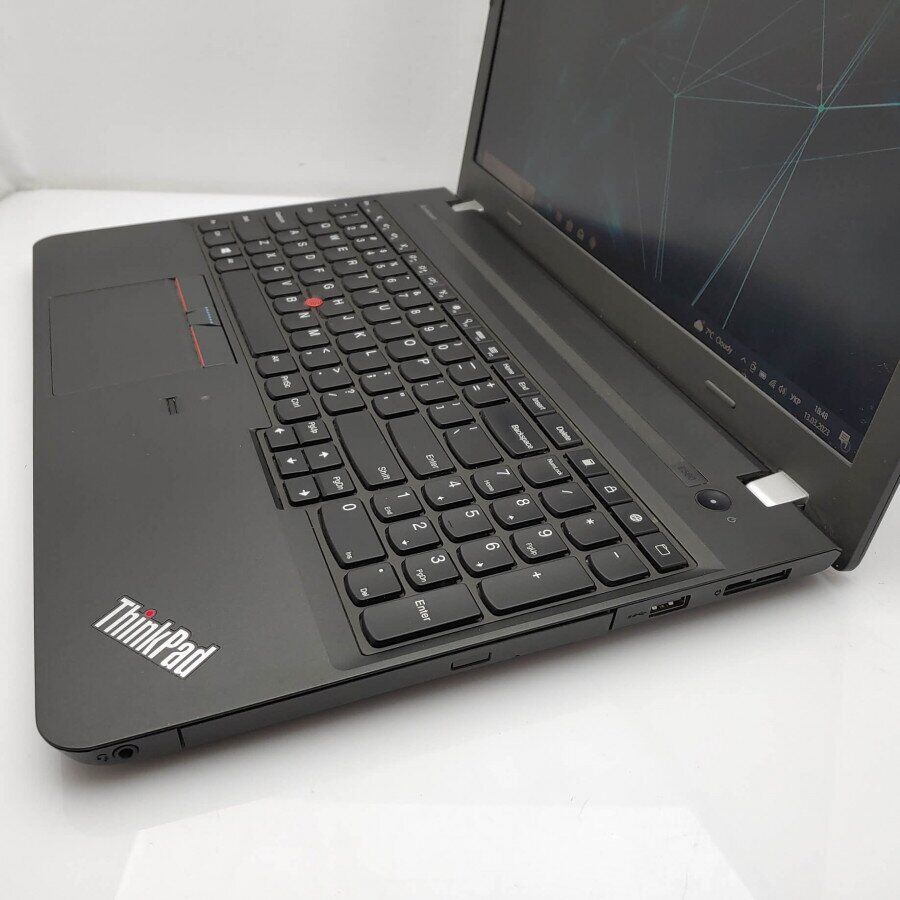 Купить ноутбук Lenovo ThinkPad E560 / 15.6