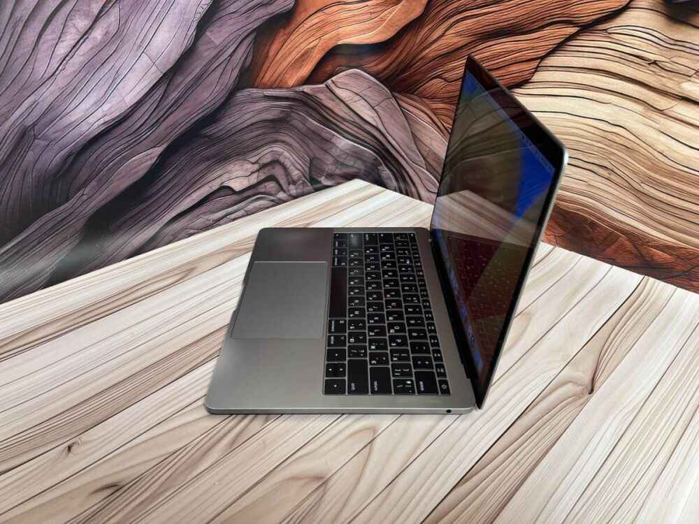 Купить ультрабук Apple MacBook Pro A1708 2017 / 13