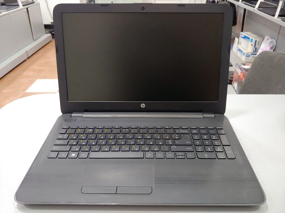 Windowsノート本体 HP 255G5 AMD E2-7110 HP 255 G5 - E2 7110 / 1.8