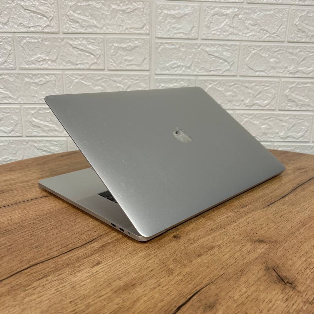 レア美品MacBookPro17inchDVDi716GBメモリ500GBSSD Купить ультрабук Б-класс Apple MacBook Pro A1707 (2017) / 15.4