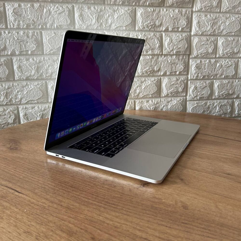 Купить ультрабук Б-класс Apple MacBook Pro A1707 (2017) / 15.4