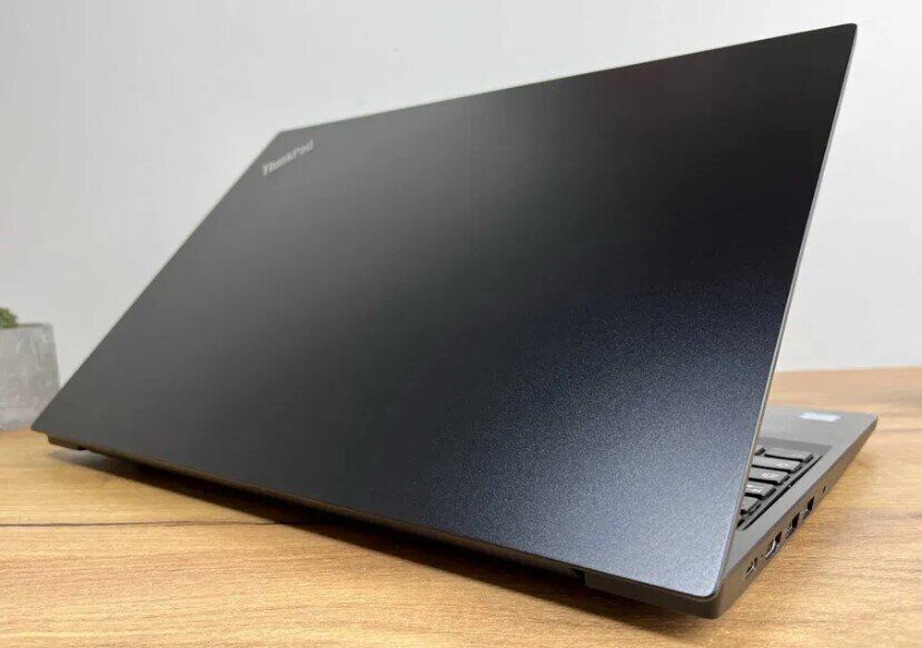 Купить ноутбук Lenovo ThinkPad E580 / 15.6