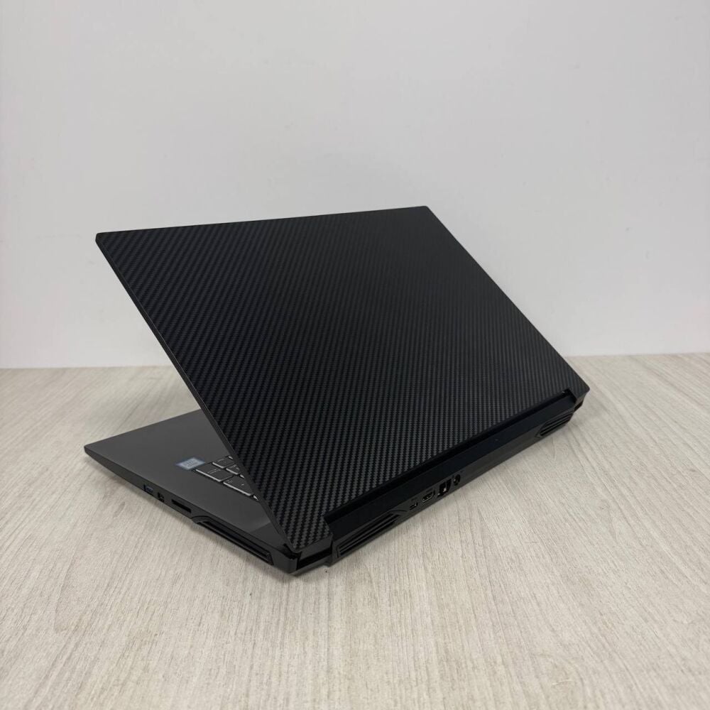 Купить игровой ноутбук Б-класс Clevo NH70RC / 17.3