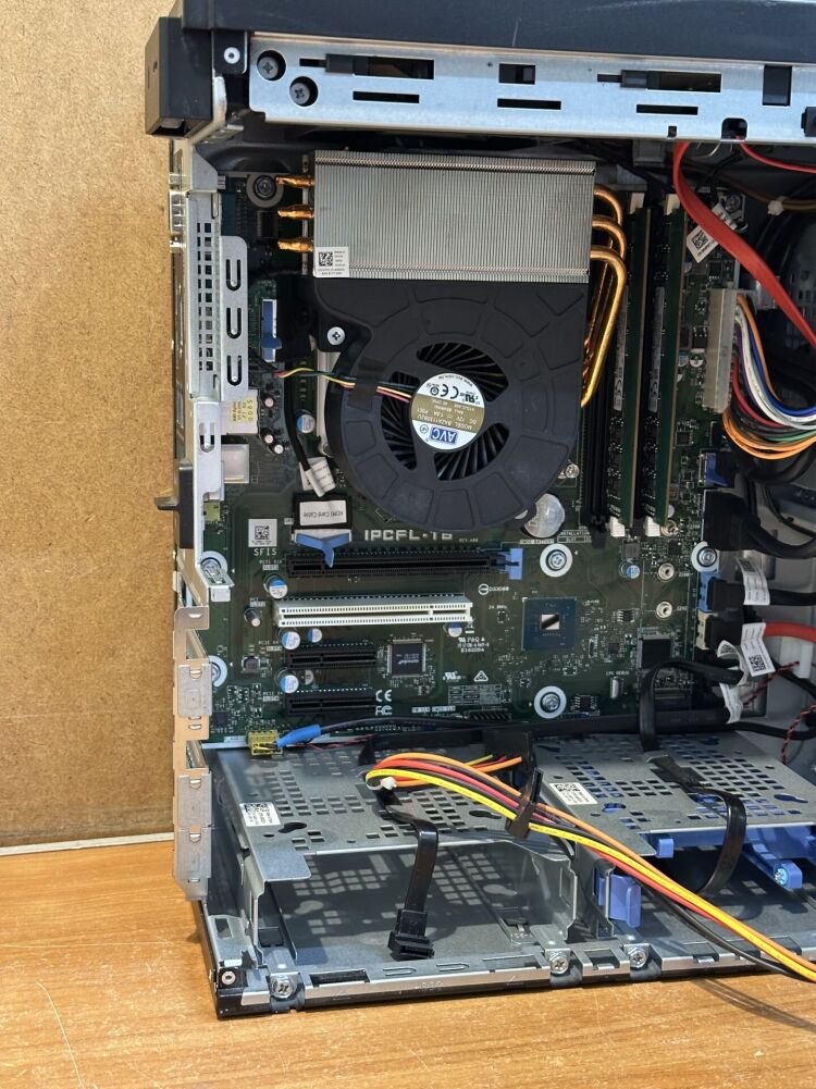 Купити Комп'ютер Б-клас Dell Precision 3630 Tower / Intel Xeon E
