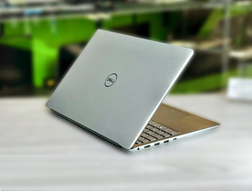 Купить ультрабук Б-класс Dell Vostro 5590 / 15.6