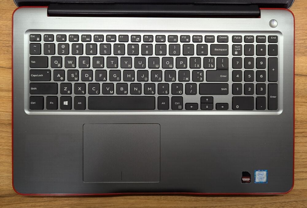 Купить ноутбук Dell Inspiron 5567 / 15.6