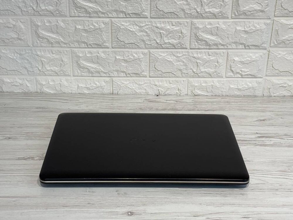 Купить ультраюук Asus VivoBook X540L 15.6