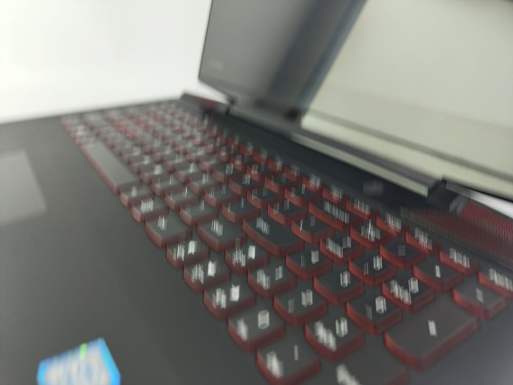 Купить игровой ноутбук Lenovo IdeaPad Y700 / 15.6