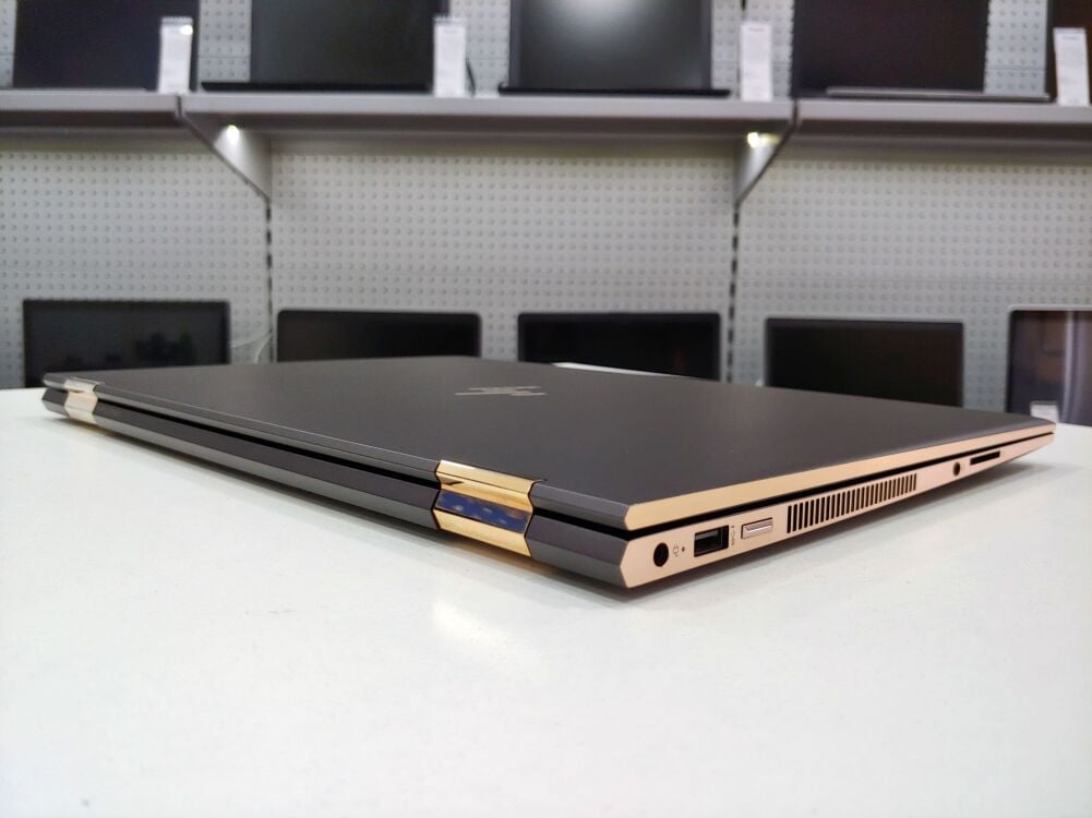 Купить ноутбук-трансформер HP Spectre x360 Convertible 15-ch011dx