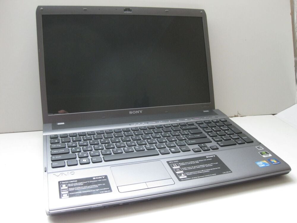 Купити ноутбук Sony Vaio VPCF1 / 16.4