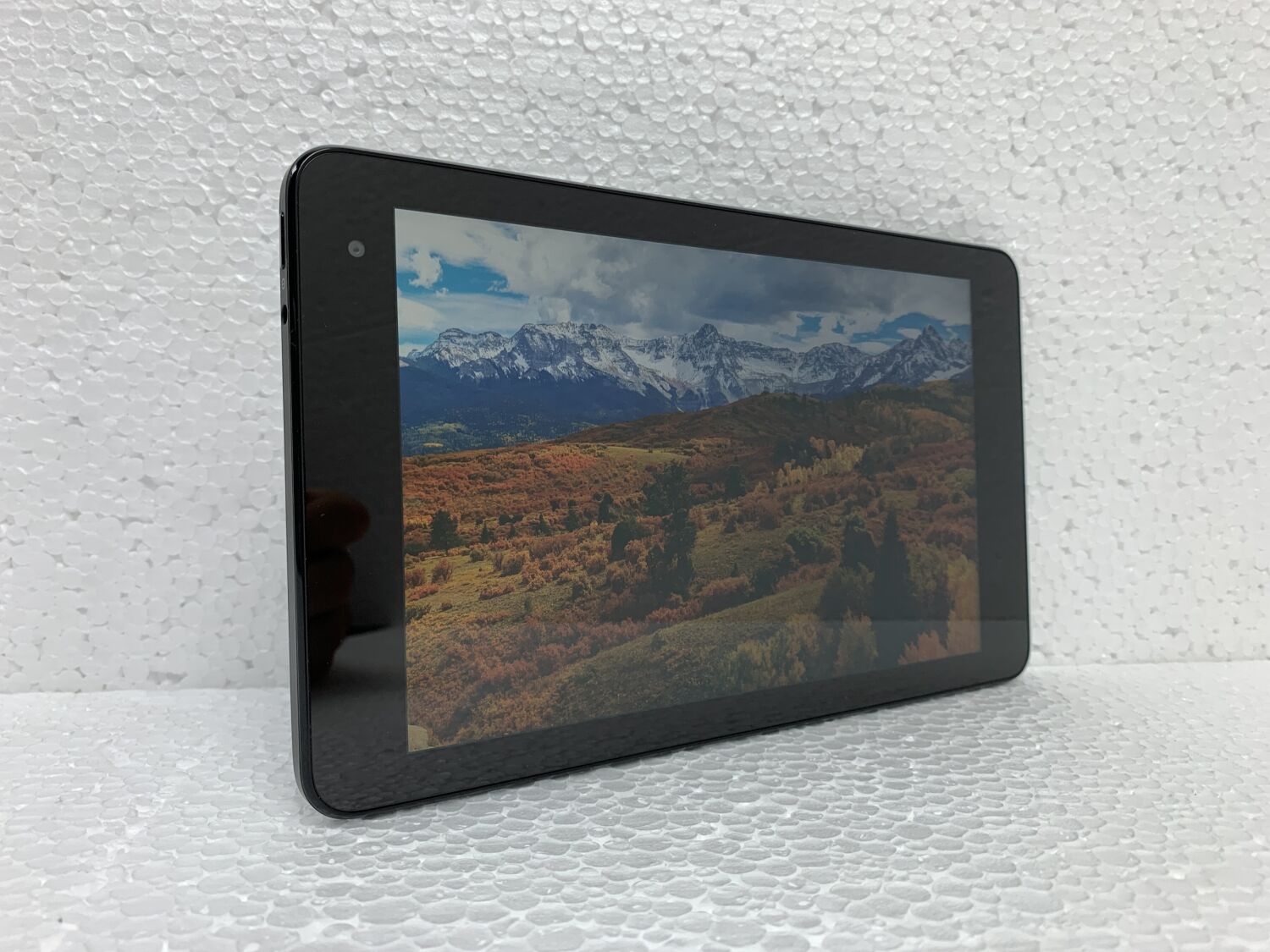 Купить планшет Dell Venue 8 Pro 5855 / 8" (1920x1200) IPS Touch / Intel