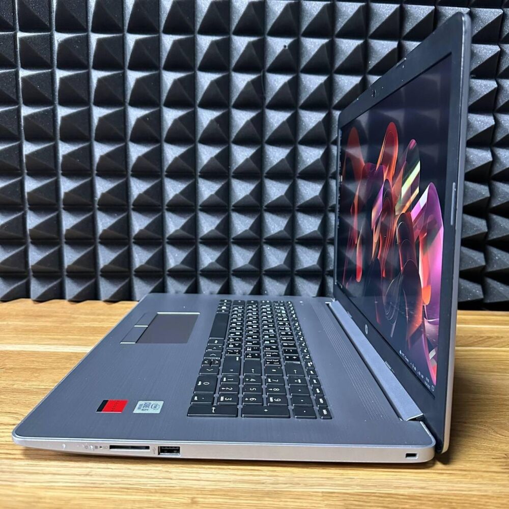 Купити ноутбук Б-клас HP ProBook 470 G7 / 17.3