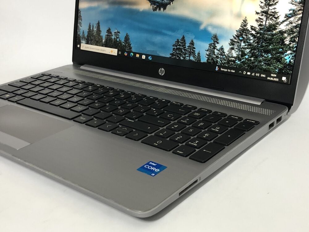 Купить ультрабук HP 250 G8 / 15.6