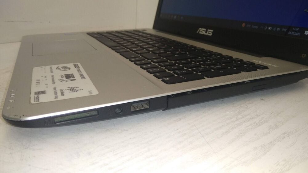 Купить ноутбук Asus X555L / 15.6
