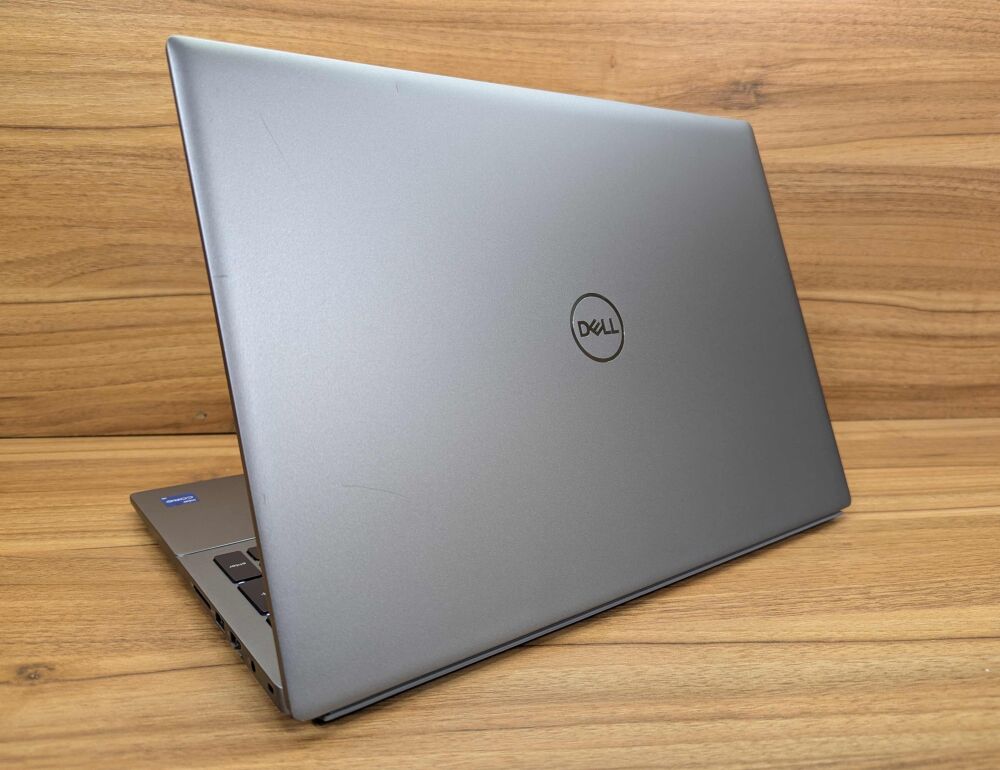 Купить ноутбук Dell Vostro 5620 / 16