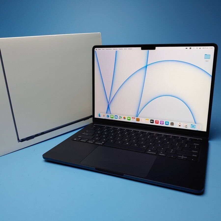 Купить ультрабук Apple MacBook Air 2022 A2681 / 13.6