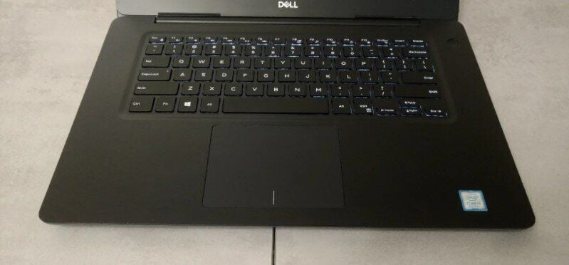 Dell Vostro 5581 / 15.6