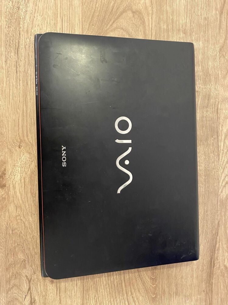 Купить ноутбук Sony VAIO SVE14 / 14
