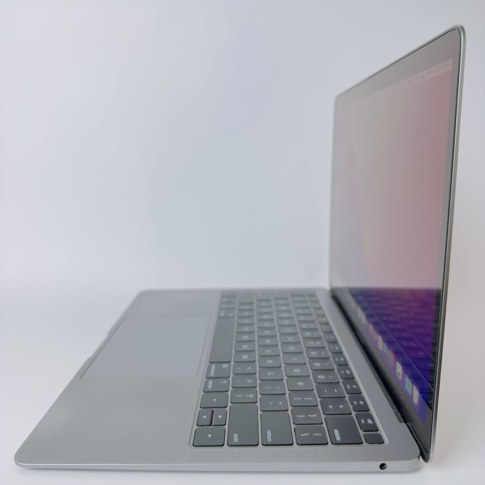 Купить ультрабук Apple MacBook Air 13 2019 / 13.3