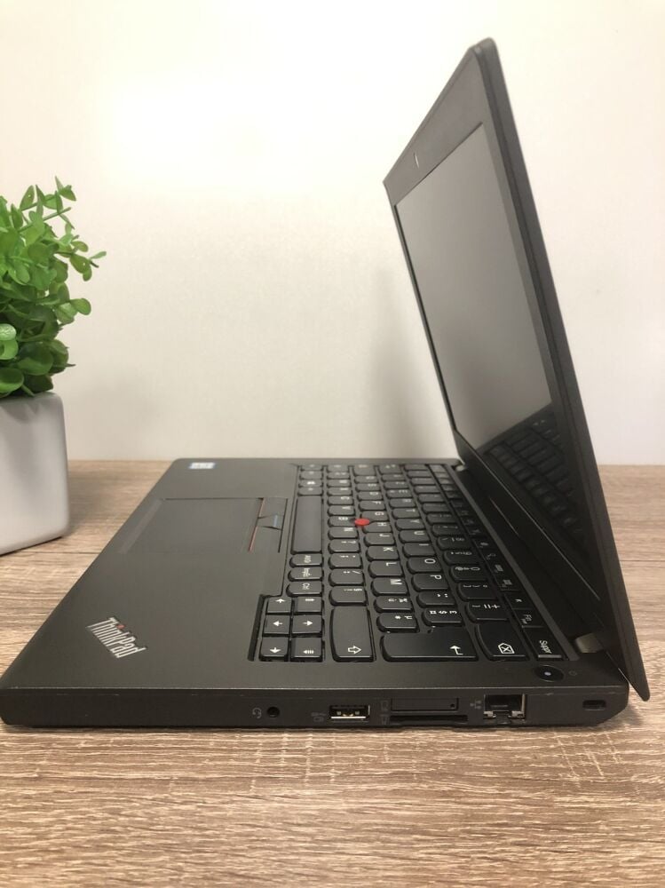 Купить ноутбук Lenovo ThinkPad x260 на базе процессора Intel Core